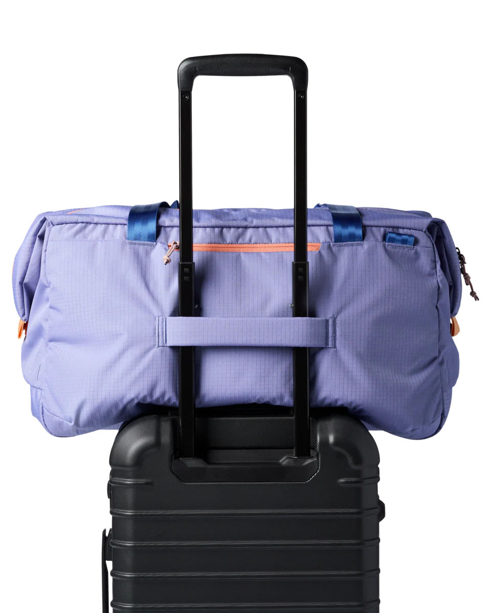 Viaje 45L Travel Duffel