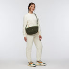 High Pile Fleece 6L Crescent Bag