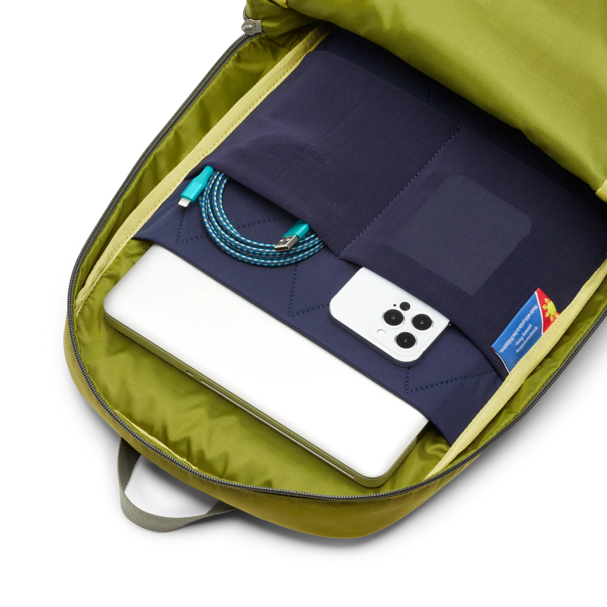 Vaya 18L Backpack - Cada Día