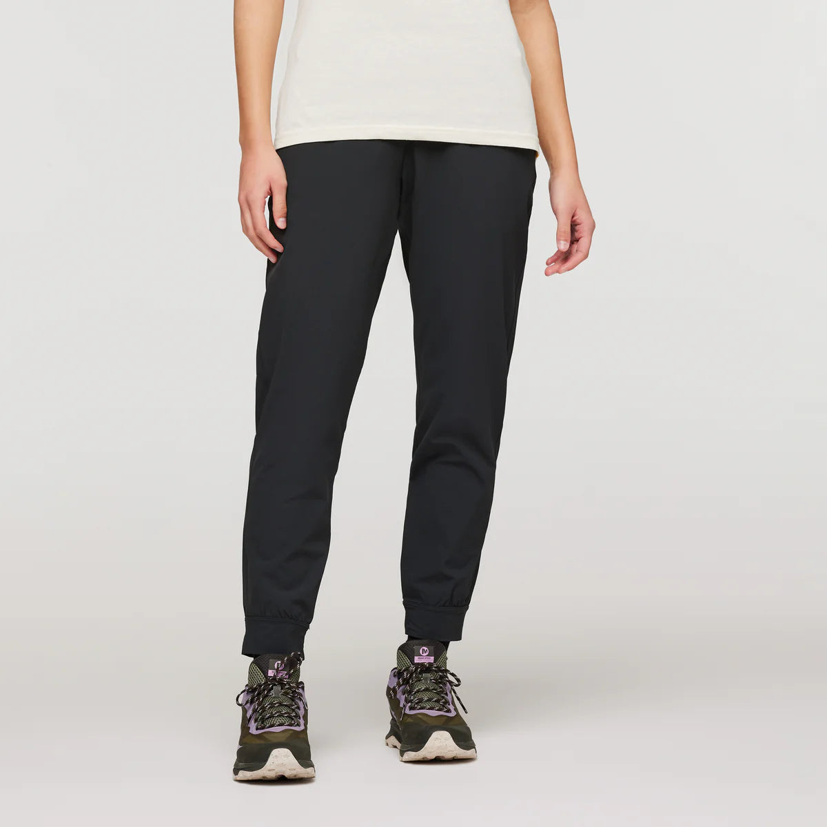 Veza Adventure Jogger - Women's