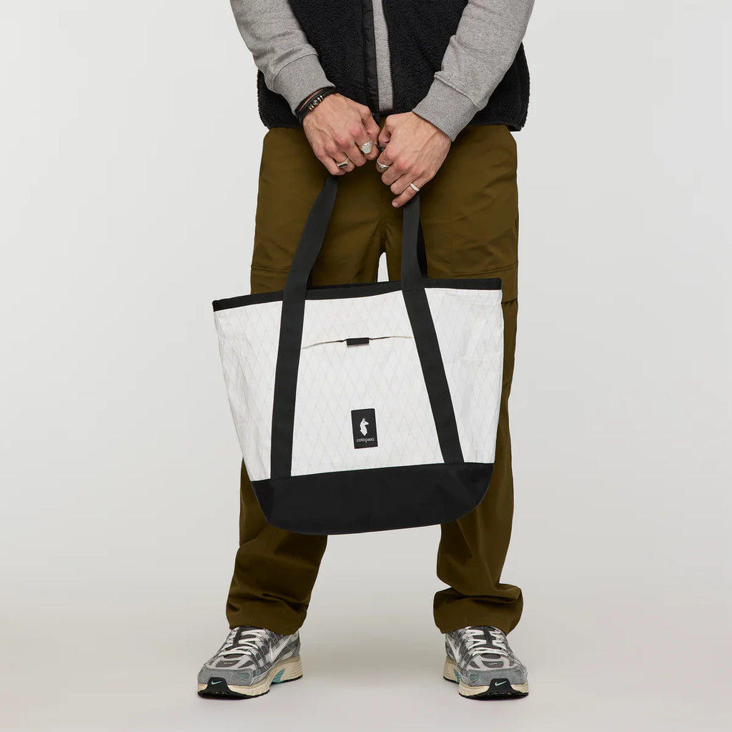 Contiguo 22L Tote