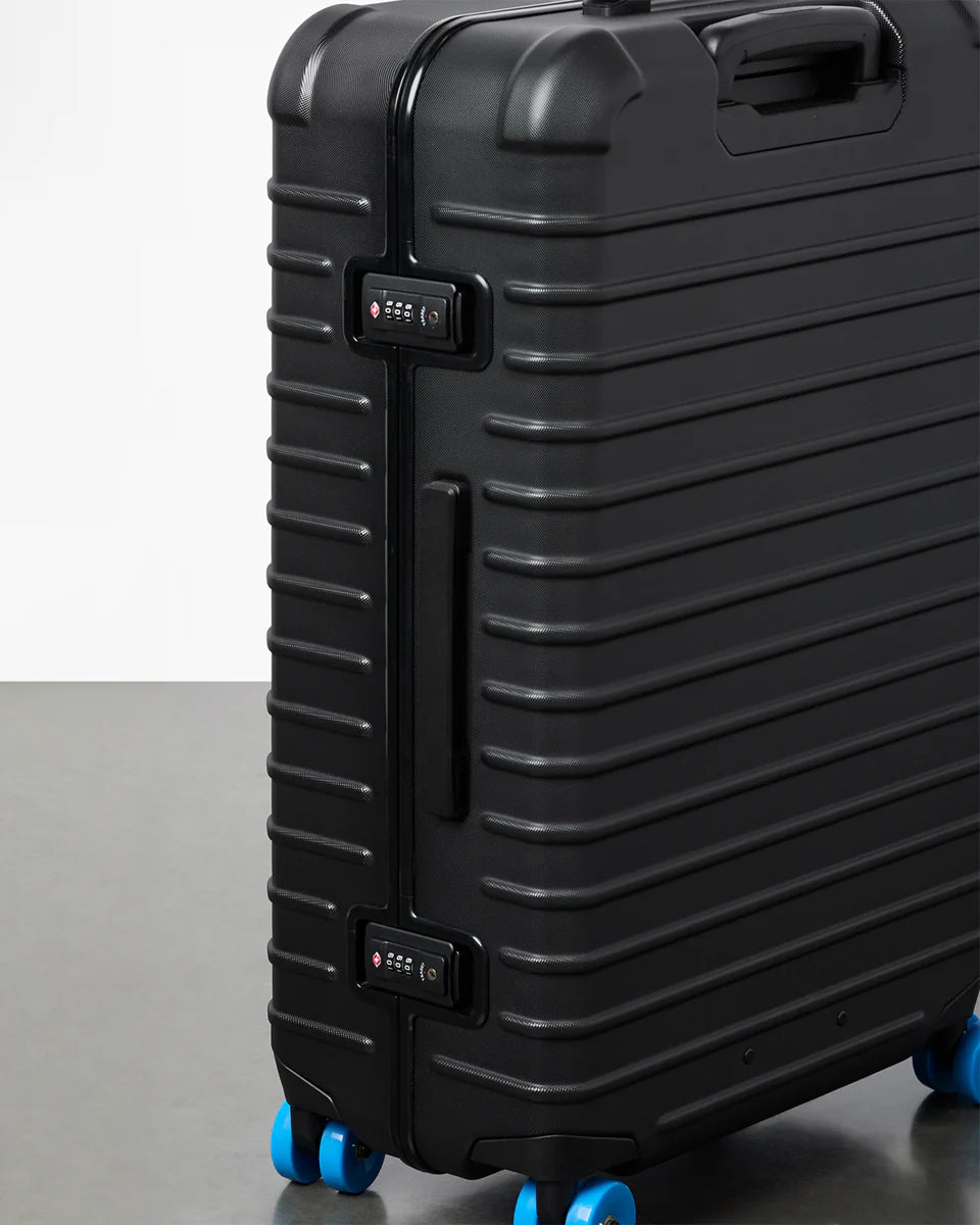 Coraza Suitcase - Medium Checked