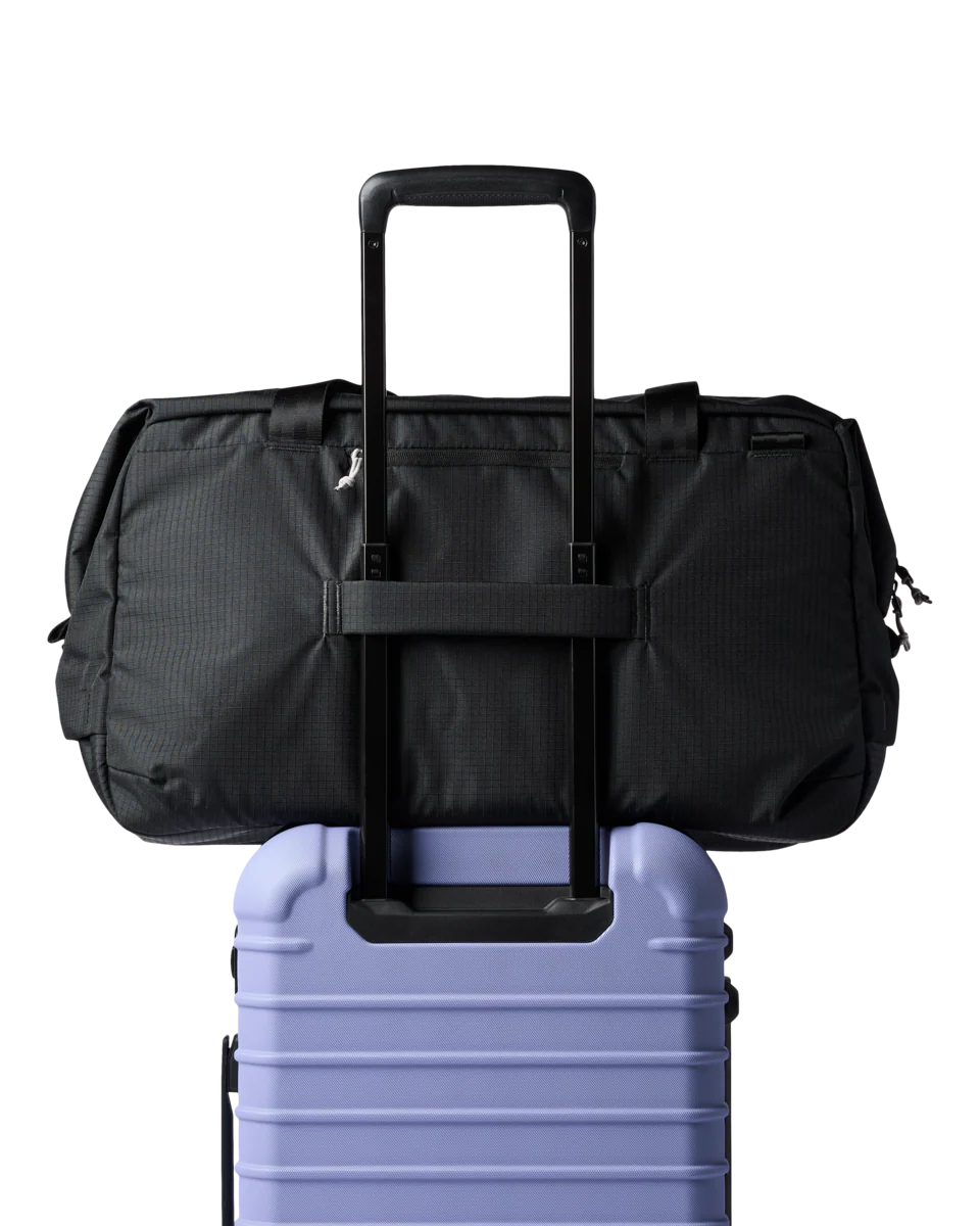 Viaje 45L Travel Duffel