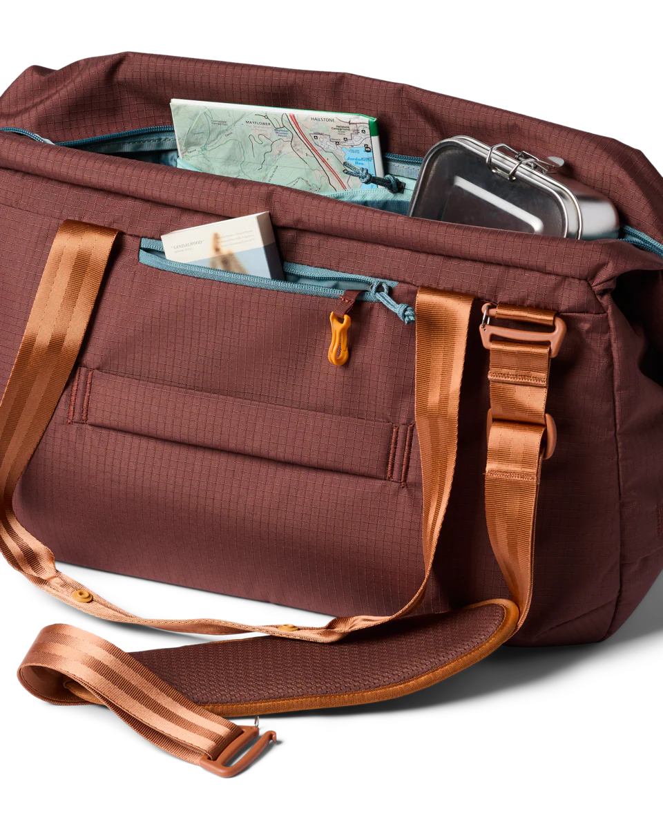Viaje 35L Travel Duffel
