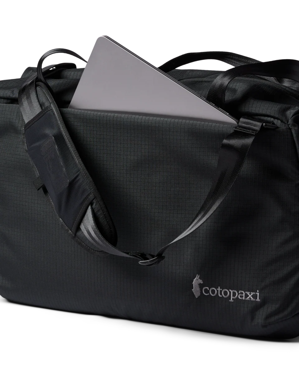 Viaje 45L Travel Duffel