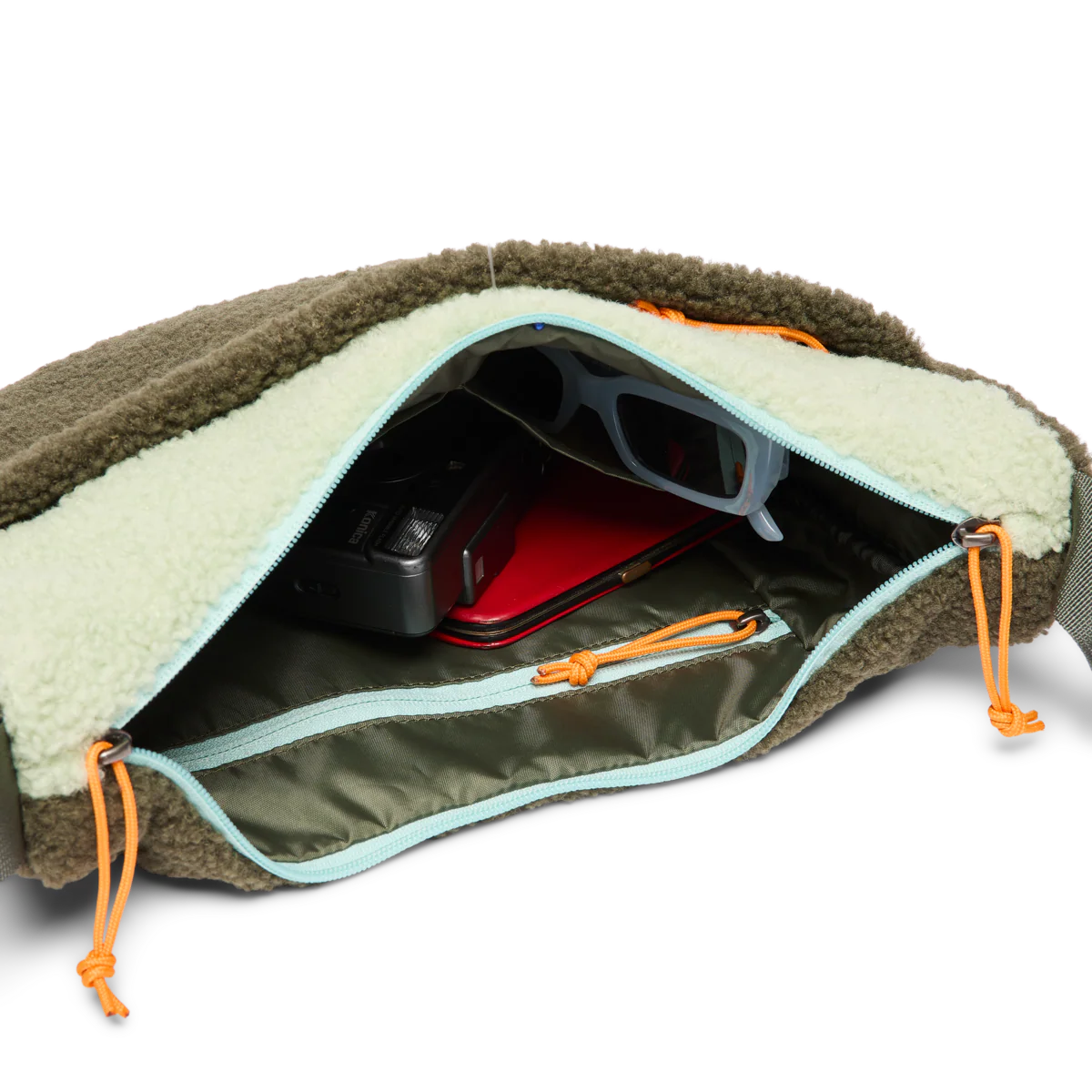 High Pile Fleece 6L Crescent Bag