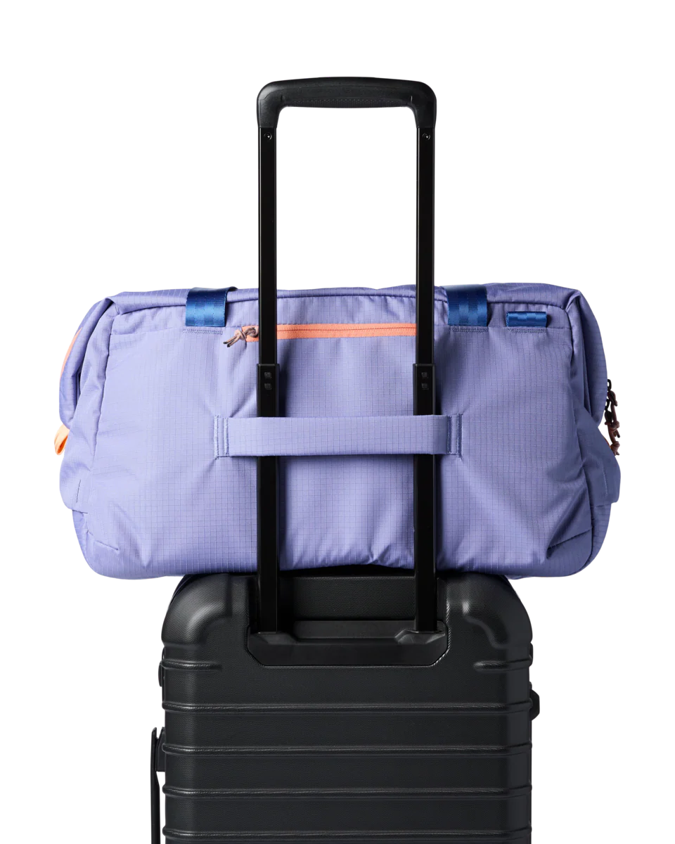 Viaje 35L Travel Duffel
