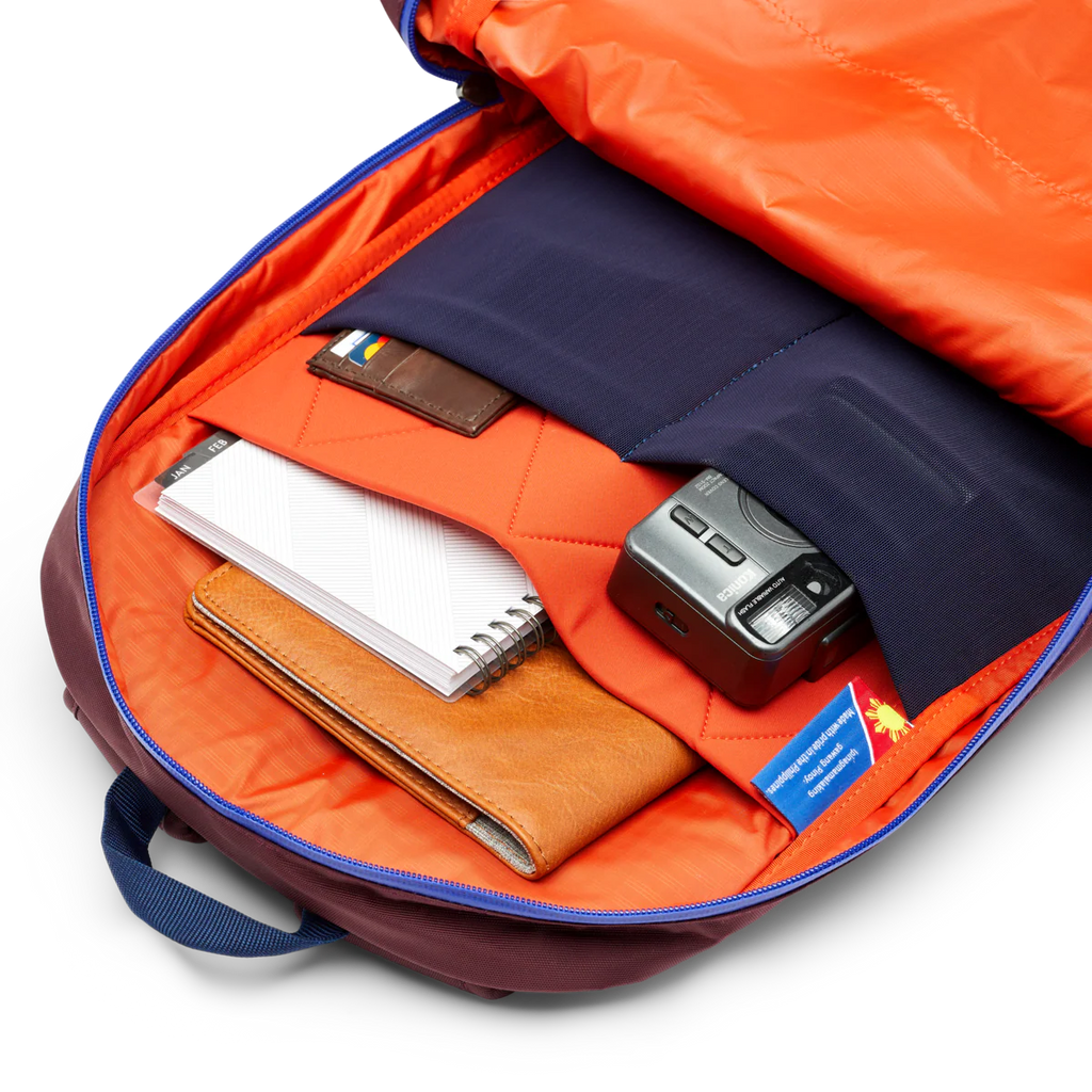 Vaya 18L Backpack - Cada Día