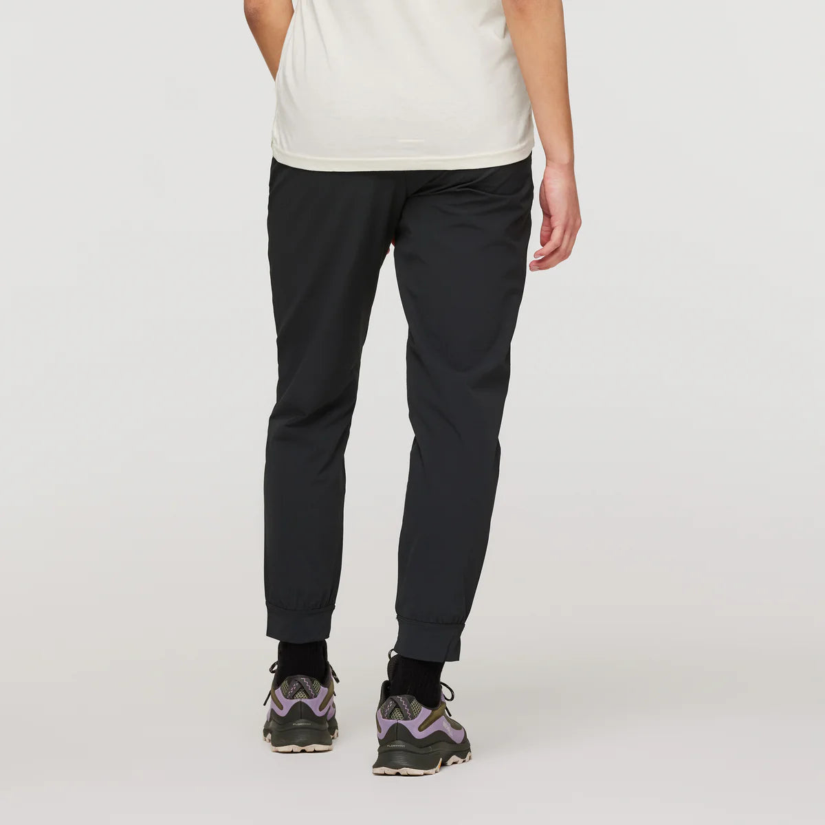 Veza Adventure Jogger - Women's