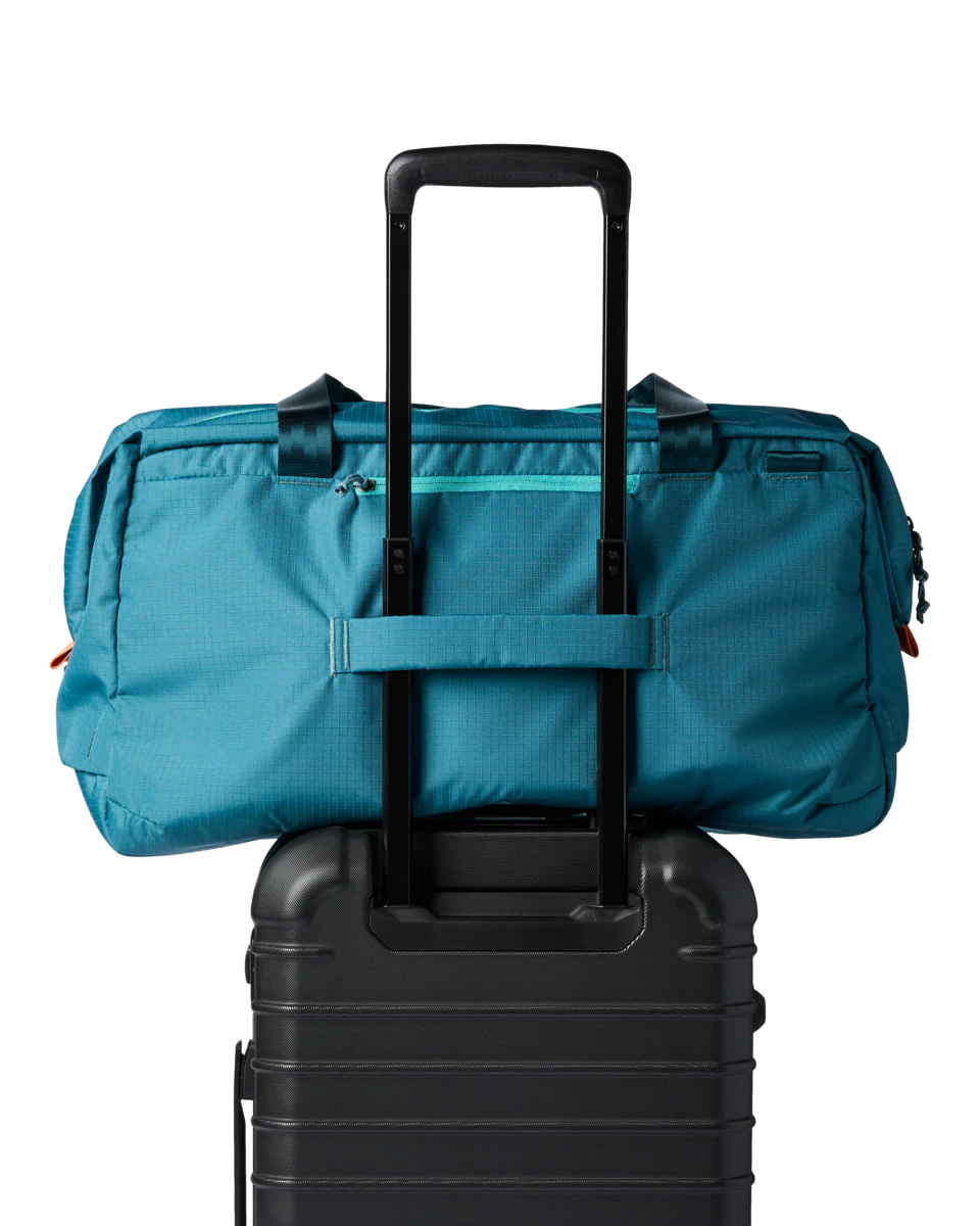 Viaje 45L Travel Duffel