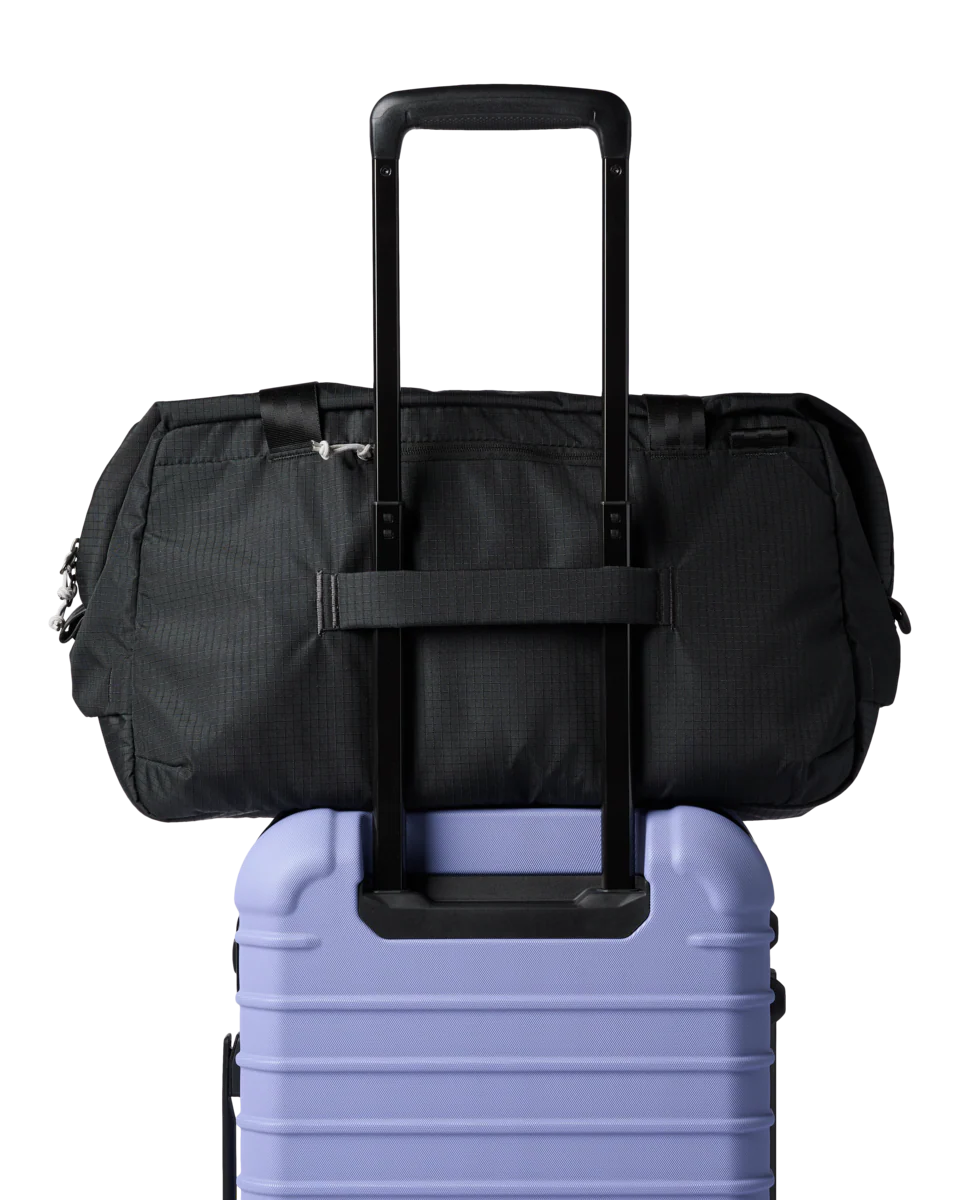 Viaje 45L Travel Duffel