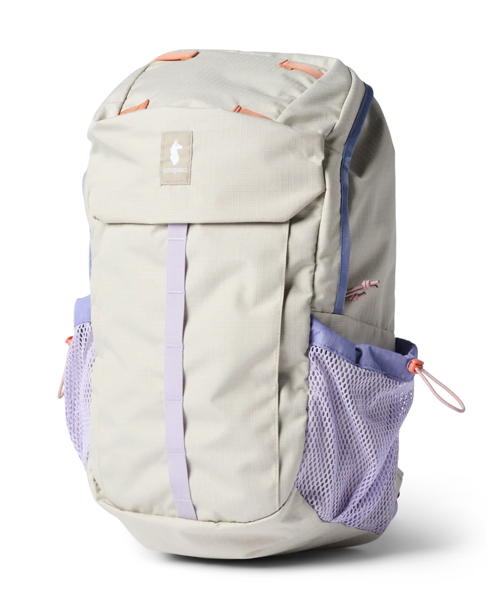 Clase 28L Daypack
